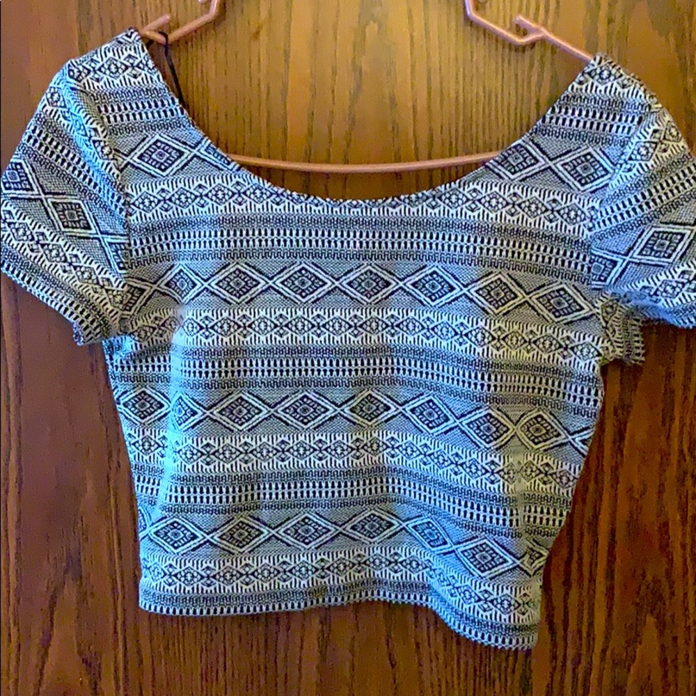 H&M crop top